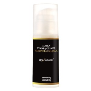 Maska z białą glinką